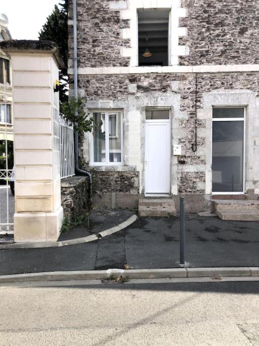 Le 20 La Loire Maison De Bord De Loire Chalonnes-sur-Loire Екстериор снимка